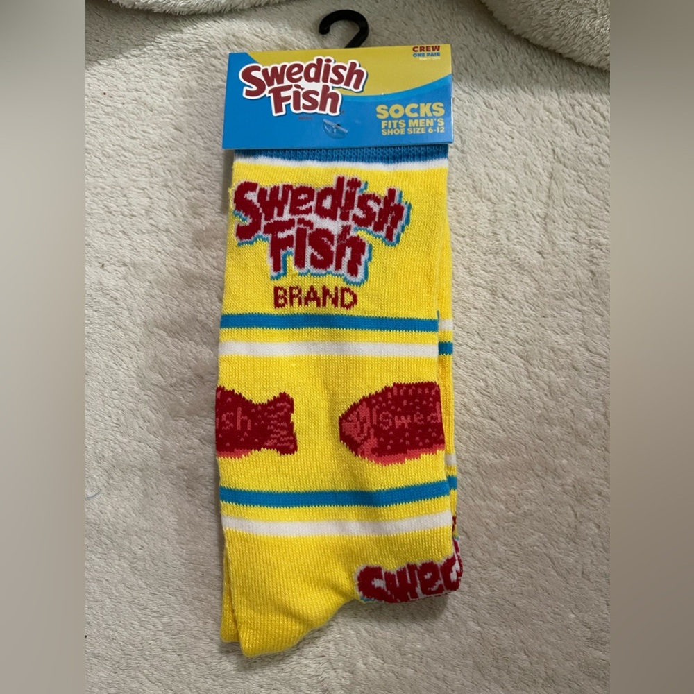 Men’s  / Unisex novelty socks Swedish Fish (Rare )!! . Fits shoe size 6-12 NWT